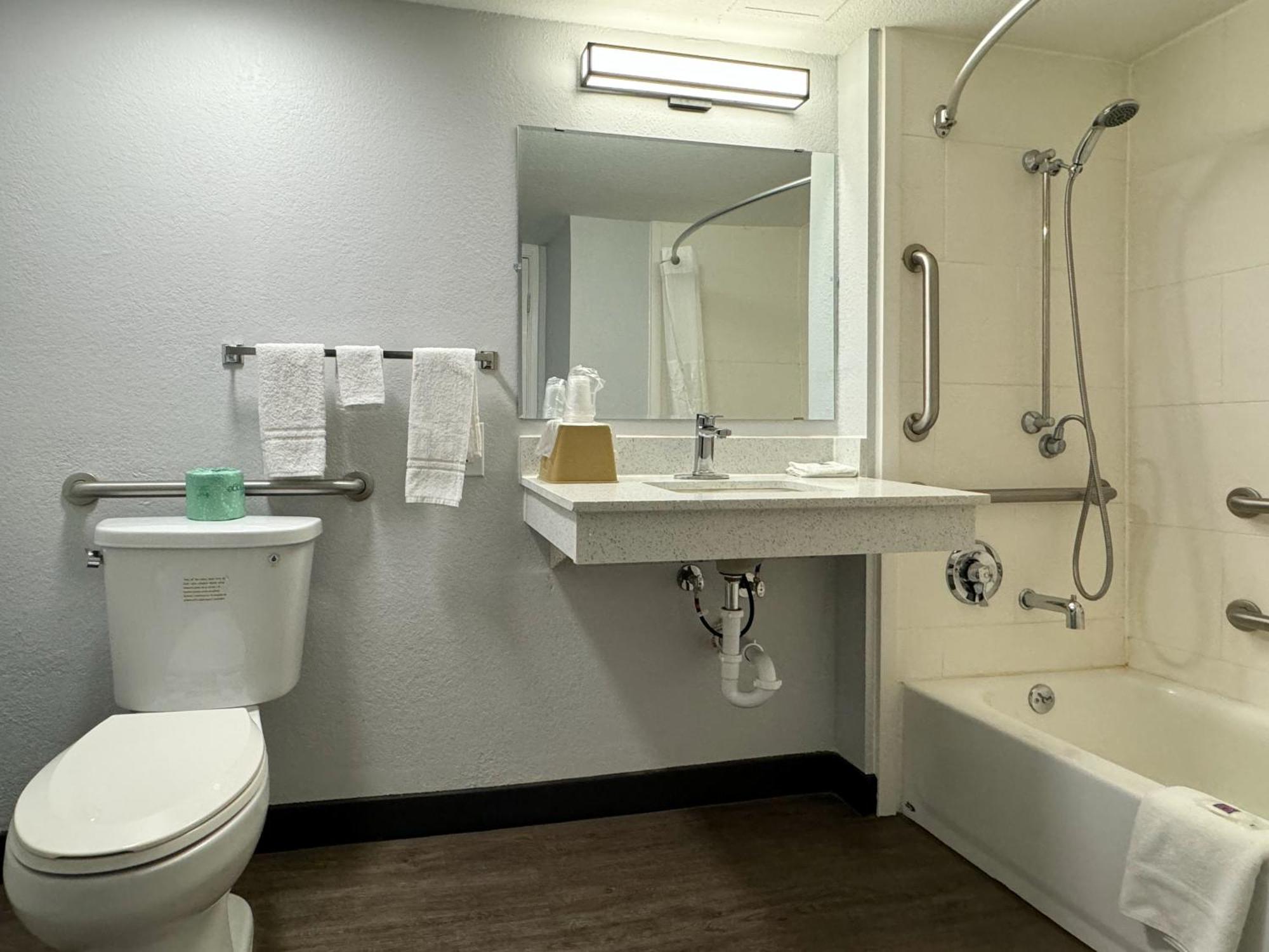 Motel 6 Huntsville Al University Dr. Buitenkant foto
