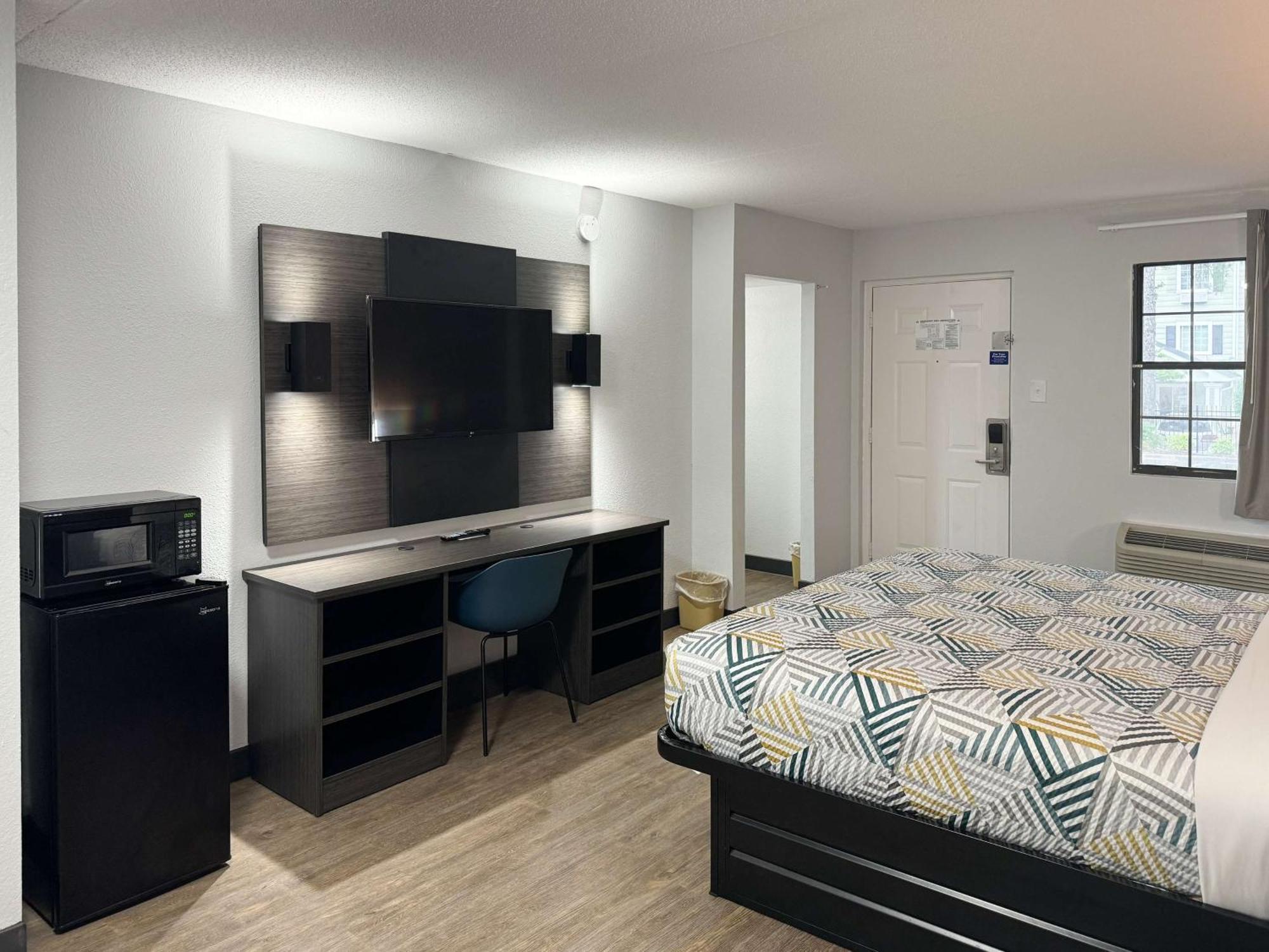 Motel 6 Huntsville Al University Dr. Buitenkant foto